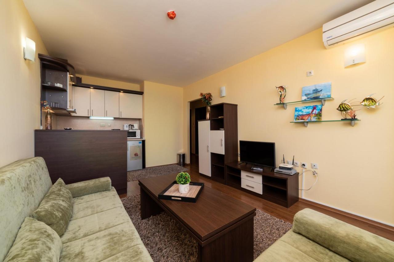 Admiral Amazing Sea View Lägenhet Golden Sands Exteriör bild